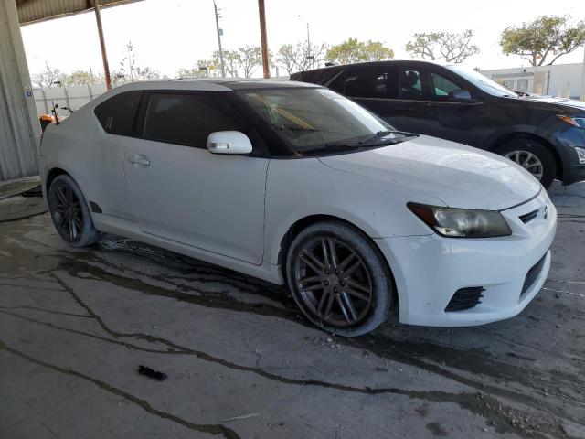 JTKJF5C75B3005231 - 2011 TOYOTA SCION TC WHITE photo 4