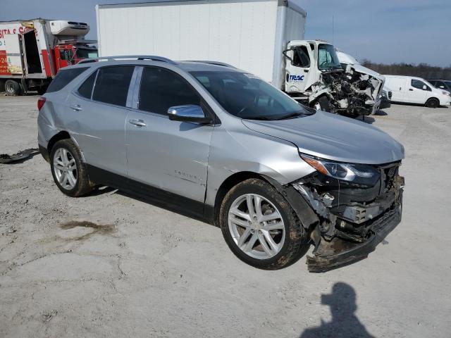 2GNAXVEV7J6103563 - 2018 CHEVROLET EQUINOX PREMIER SILVER photo 4