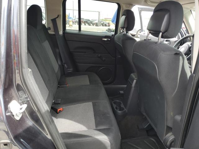 1C4NJPBA4ED642741 - 2014 JEEP PATRIOT SPORT GRAY photo 11