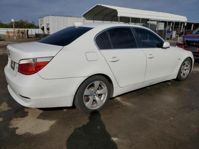 WBANA53545B855879 - 2005 BMW 525 I WHITE photo 3