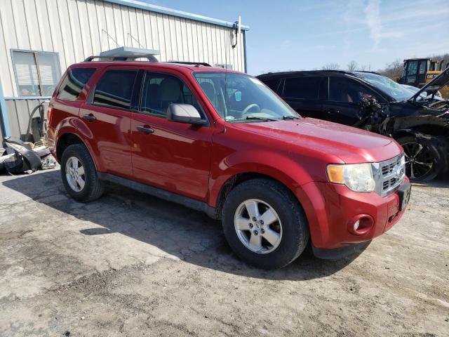 1FMCU0D72CKC65662 - 2012 FORD ESCAPE XLT RED photo 4