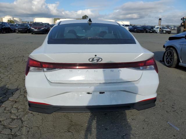 5NPLL4AG9MH042120 - 2021 HYUNDAI ELANTRA SE WHITE photo 6