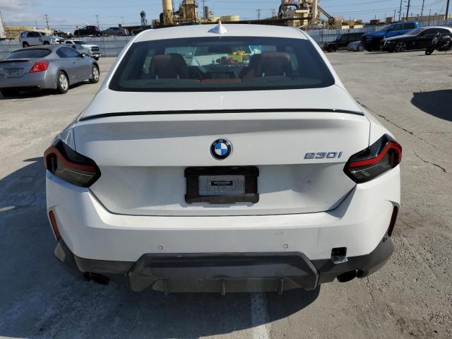 3MW23CM07N8C49188 - 2022 BMW 230I WHITE photo 6