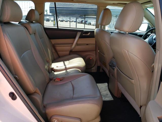 5TDZK3EH6CS055989 - 2012 TOYOTA HIGHLANDER BASE Blanc photo 11