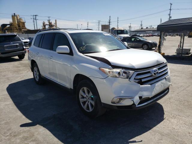 5TDZK3EH6CS055989 - 2012 TOYOTA HIGHLANDER BASE WHITE photo 4