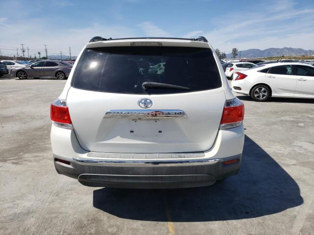 5TDZK3EH6CS055989 - 2012 TOYOTA HIGHLANDER BASE WHITE photo 6