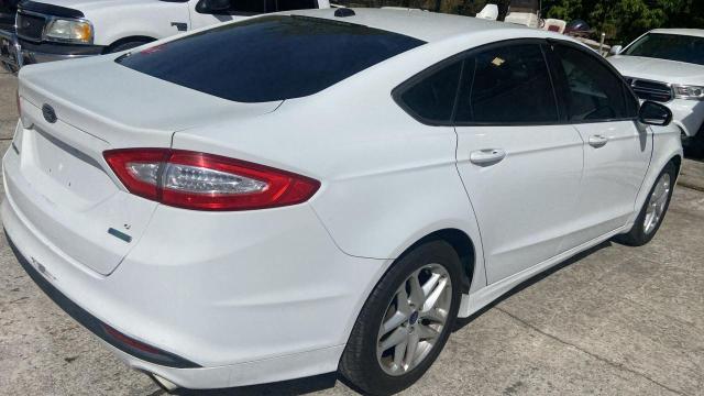 3FA6P0HD3ER143096 - 2014 FORD FUSION SE WHITE photo 4