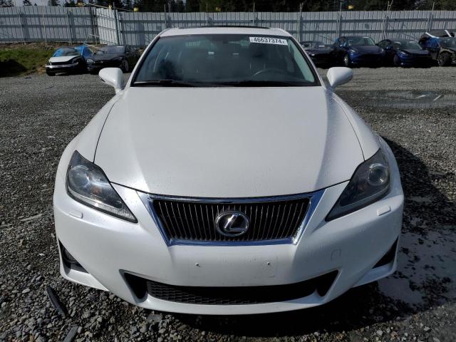 JTHCE5C26B5001957 - 2011 LEXUS IS 350 WHITE photo 5