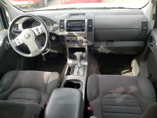 5N1AR18WX5C720075 - 2005 NISSAN PATHFINDER LE 白色 照片 8