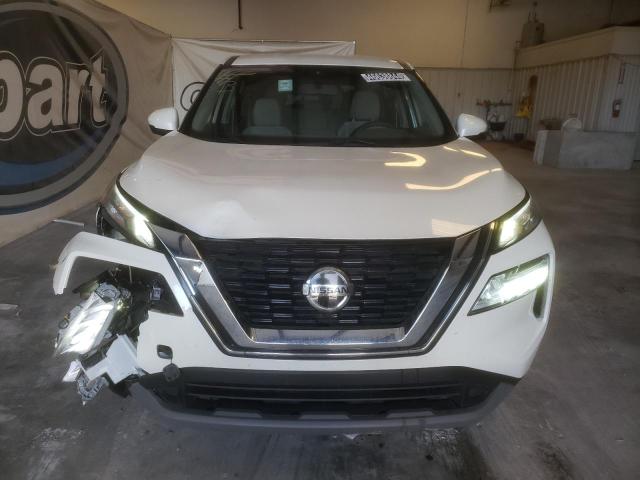 JN8AT3BA8MW011984 - 2021 NISSAN ROGUE SV WHITE photo 5