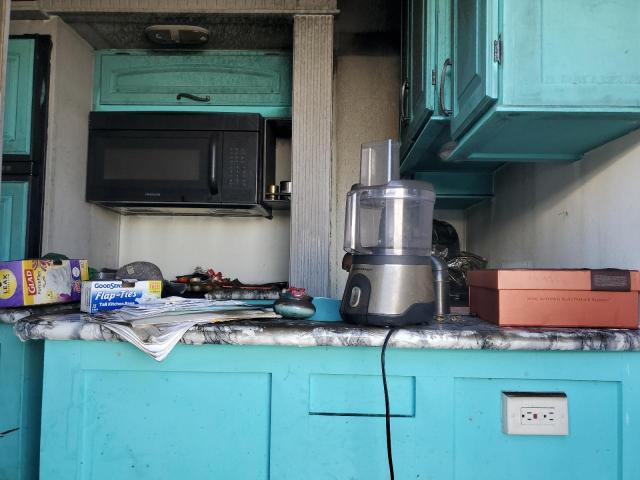 4YDF31022D4700963 - 2013 KEYSTONE MONTANA WHITE photo 5