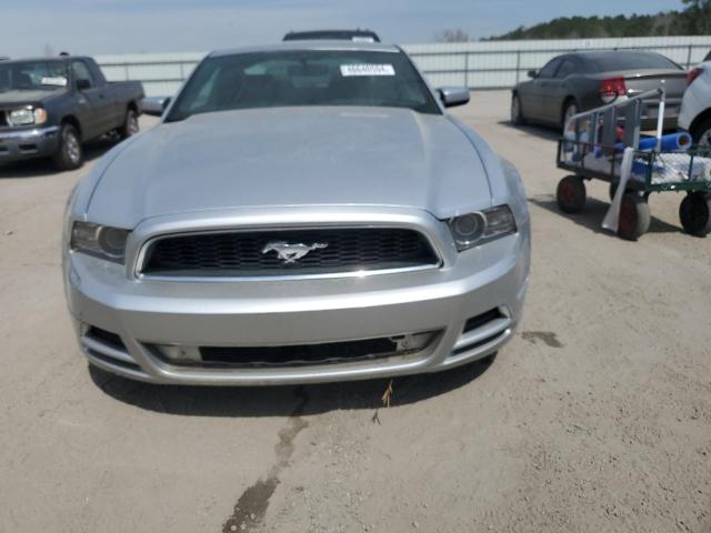 1ZVBP8AM9E5267102 - 2014 FORD MUSTANG SILVER photo 5