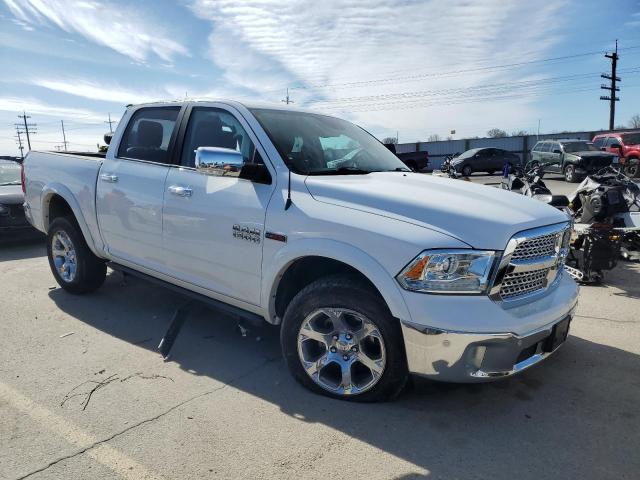 1C6RR7NM5JS254074 - 2018 RAM 1500 LARAMIE WHITE photo 4