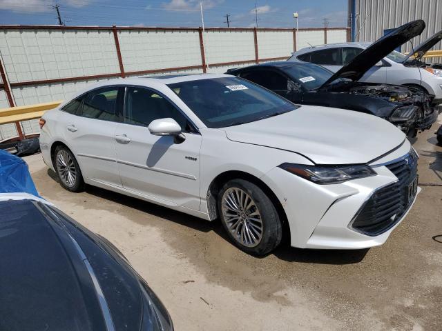 4T1B21FB5KU010435 - 2019 TOYOTA AVALON XLE WHITE photo 4