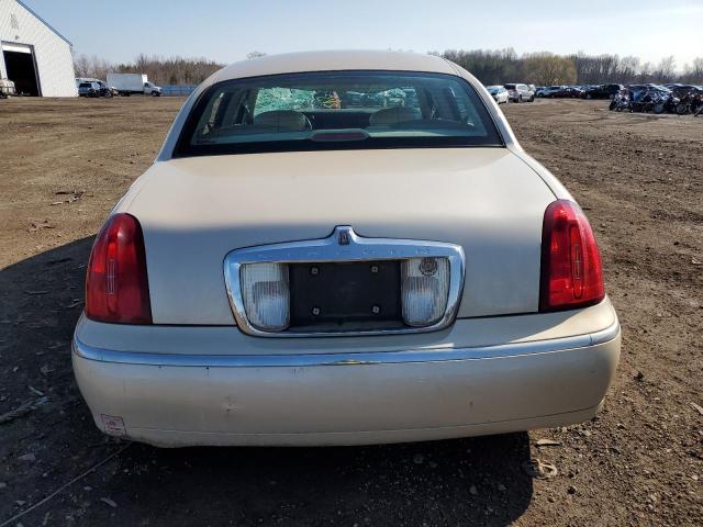 1LNHM83W6XY630621 - 1999 LINCOLN TOWN CARTIER BEIGE photo 6