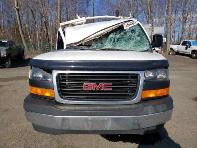 1GTW7AFF8H1909374 - 2017 GMC SAVANA G2500 WHITE photo 5