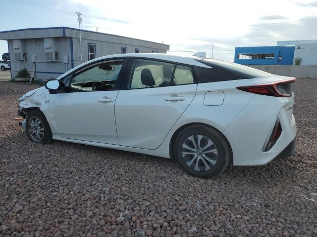 JTDKARFP6L3148588 - 2020 TOYOTA PRIUS PRIM LE WHITE photo 2