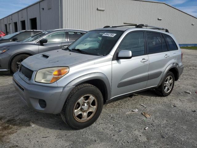 2004 TOYOTA RAV4, 