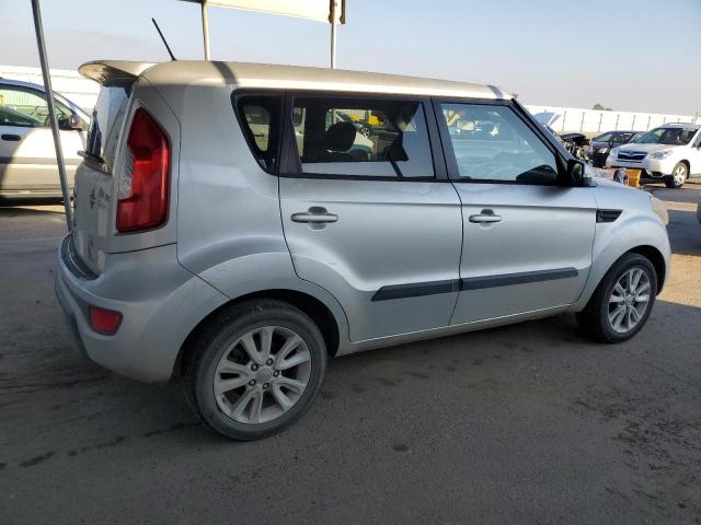 KNDJT2A65D7524414 - 2013 KIA SOUL + SILVER photo 3