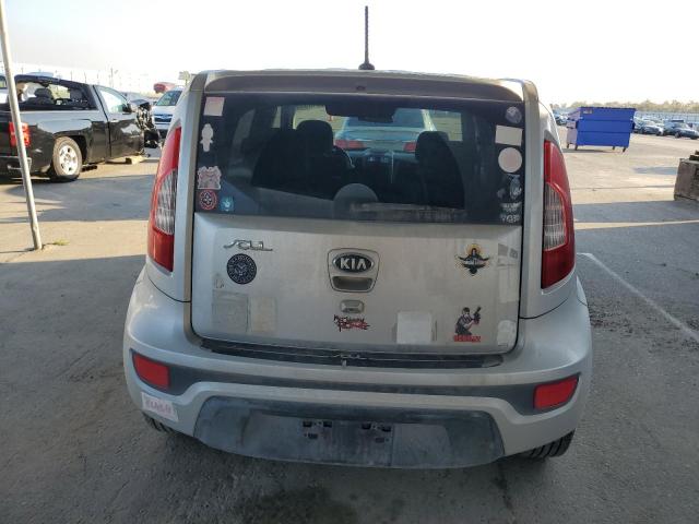 KNDJT2A65D7524414 - 2013 KIA SOUL + SILVER photo 6