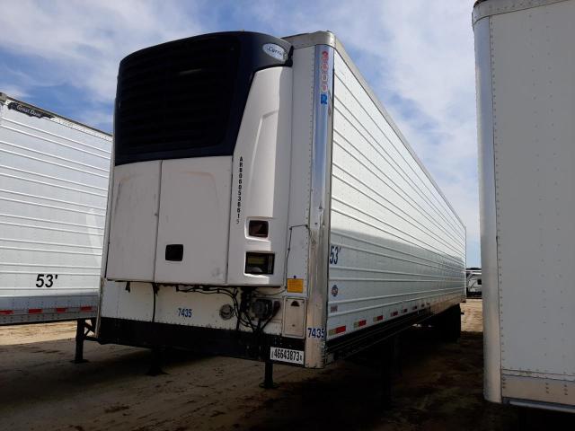 1UYVS253X8U313111 - 2008 COMM UTIL WHITE photo 2