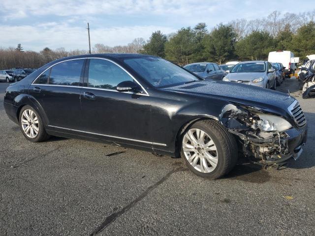 WDDNG86XX9A266255 - 2009 MERCEDES-BENZ S 550 4MATIC BLACK photo 4