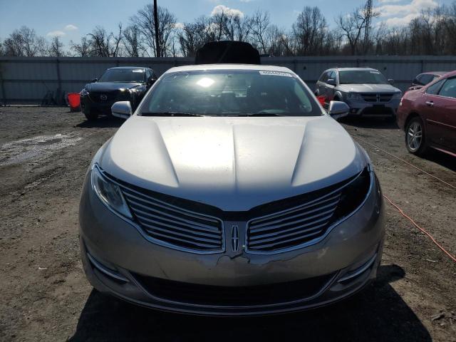 3LN6L2LU3DR824507 - 2013 LINCOLN MKZ HYBRID SILVER photo 5