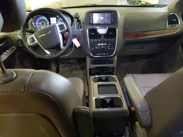 2A4RR8DG8BR605633 - 2011 CHRYSLER TOWN & COU TOURING L GOLD photo 8