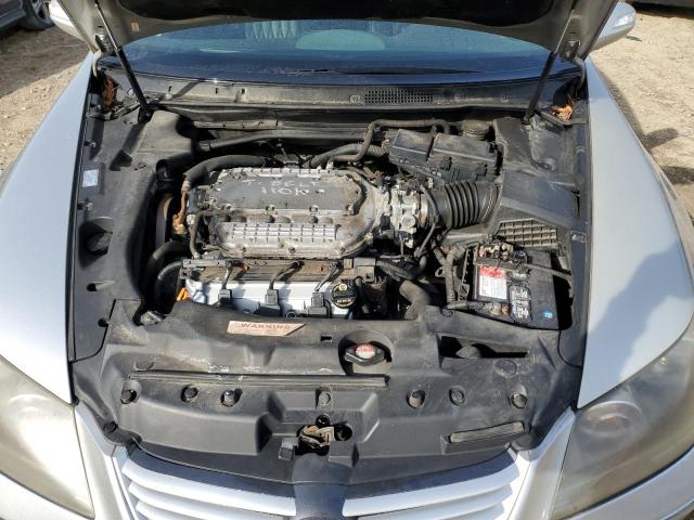 JH4KB16576C003575 - 2006 ACURA RL SILVER photo 11