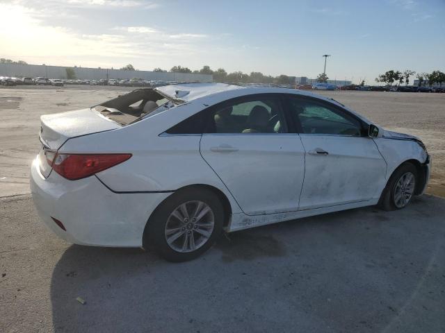 5NPEB4AC7DH781186 - 2013 HYUNDAI SONATA GLS WHITE photo 3