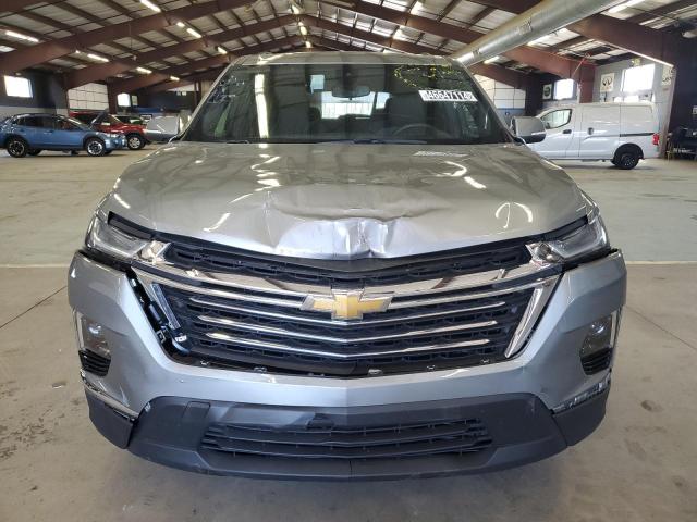 1GNERGKW4PJ142241 - 2023 CHEVROLET TRAVERSE LT SILVER photo 5