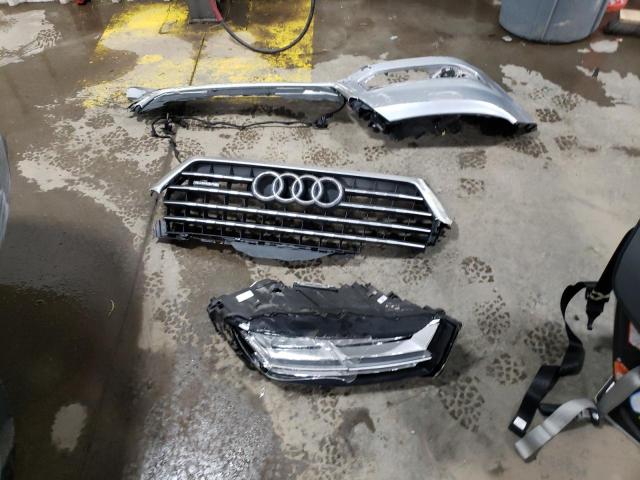 WA1VAAF74JD040812 - 2018 AUDI Q7 PRESTIGE SILVER photo 13