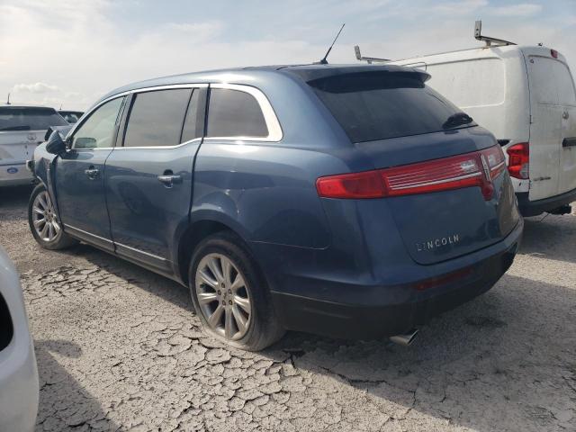 2LMHJ5FK3JBL01111 - 2018 LINCOLN MKT BLUE photo 2