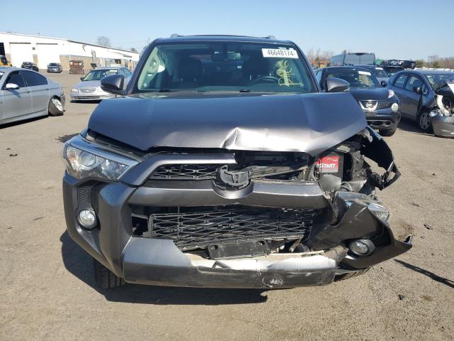 JTEBU5JR1G5307225 - 2016 TOYOTA 4RUNNER SR5/SR5 PREMIUM 灰色 照片 5