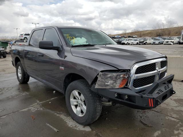 1C6RR7KT7JS339252 - 2018 RAM 1500 ST GRAY photo 4