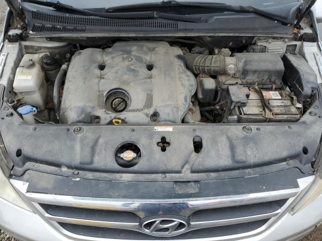 KNDMC233586055661 - 2008 HYUNDAI ENTOURAGE GLS SILVER photo 12