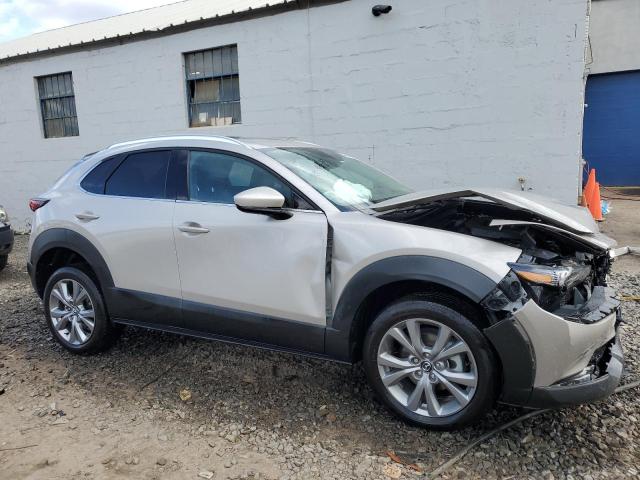 3MVDMBDM6PM514679 - 2023 MAZDA CX-30 PREMIUM CREAM photo 4