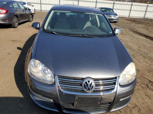 3VWHZ71K39M136079 - 2009 VOLKSWAGEN JETTA S CHARCOAL photo 5