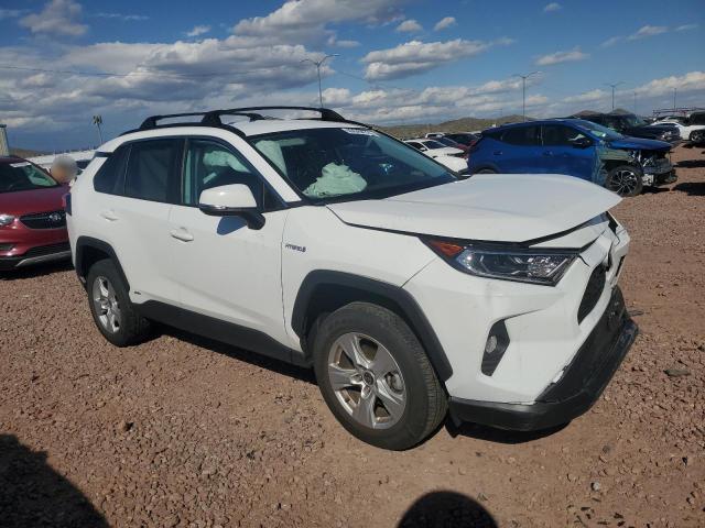 2T3RWRFV9MW115999 - 2021 TOYOTA RAV4 XLE WHITE photo 4