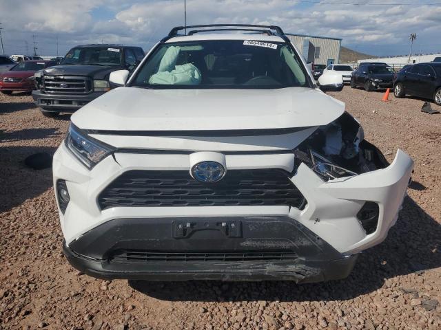 2T3RWRFV9MW115999 - 2021 TOYOTA RAV4 XLE WHITE photo 5