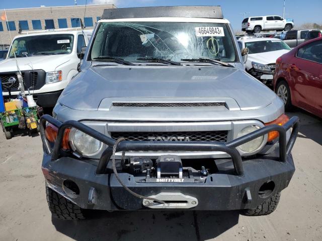 JTEBU11F68K023235 - 2008 TOYOTA FJ CRUISER SILVER photo 5