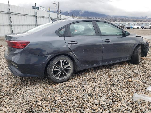 3KPF24AD5NE427704 - 2022 KIA FORTE FE GRAY photo 3