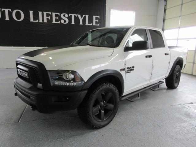 1C6RR7LT3LS103800 - 2020 RAM 1500 CLASS WARLOCK WHITE photo 2