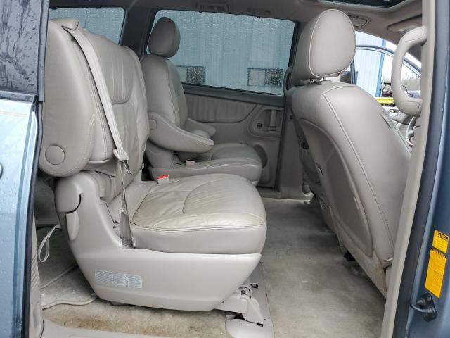 5TDBK22C17S003583 - 2007 TOYOTA SIENNA XLE BLUE photo 10