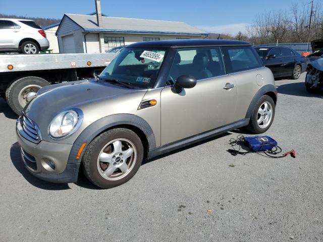 WMWSU3C58BT096433 - 2011 MINI COOPER TAN photo 1