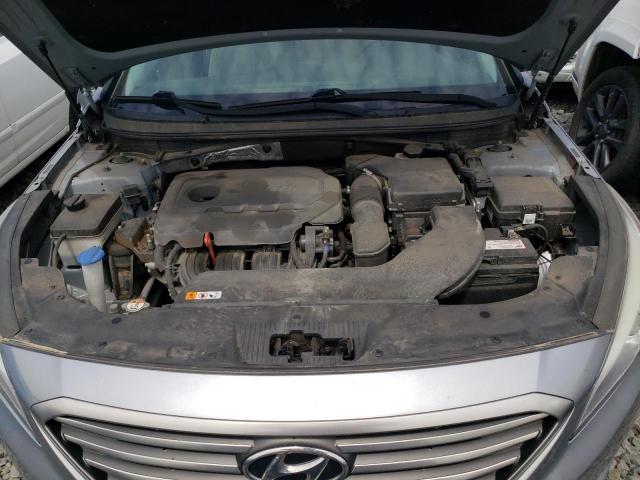 5NPE24AF4FH256213 - 2015 HYUNDAI SONATA SE SILVER photo 11