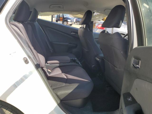 JTDKARFP0J3100324 - 2018 TOYOTA PRIUS PRIM თეთრი ფოტო 10