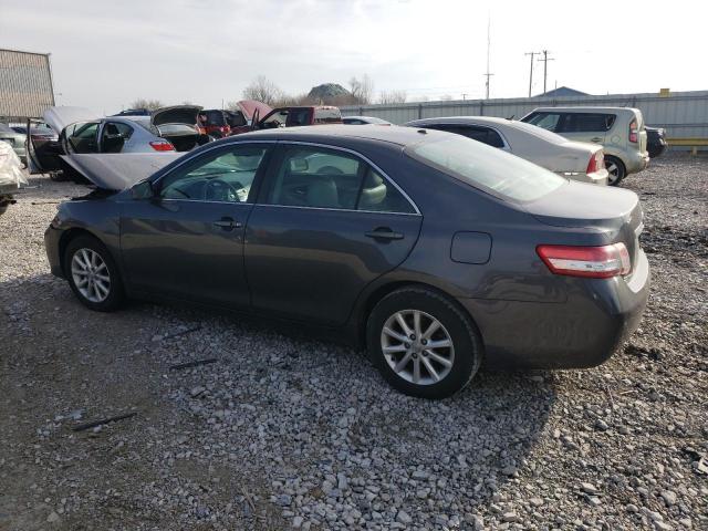 4T1BF3EK9BU225446 - 2011 TOYOTA CAMRY BASE GRAY photo 2