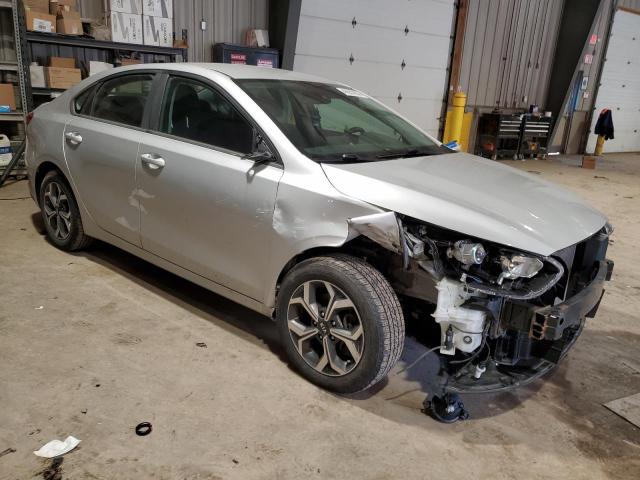 3KPF24AD3KE006964 - 2019 KIA FORTE FE SILVER photo 4