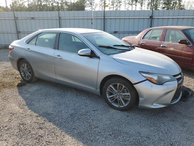 4T1BF1FK3FU023372 - 2015 TOYOTA CAMRY LE SILVER photo 4